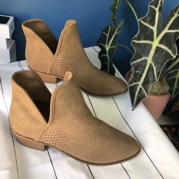 Merona Ankle Booties - Picture 6 of 6